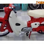 Honda Cub hơn 50 năm vẫn “mới cứng” tại Sài Gòn