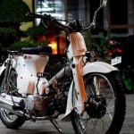 Honda Super Cub 78 “nát” độ phong cách học sinh Việt